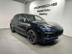 Blå (blue) Begagnad 2022 Porsche Cayenne SUV | 949 000 kr (Dyr)