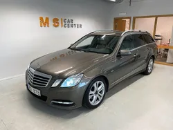 Mörkgrå Begagnad 2010 Mercedes E220 Avantgarde Kombi | 74 800 kr (Marknadspris)
