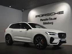 Vit (white) Begagnad 2021 Volvo XC60 R-Design SUV | 599 000 kr