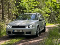 Grå Begagnad 2000 VW Golf IV Trendline Kombi | 13 000 kr (Marknadspris)