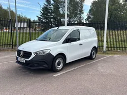 Vit Begagnad 2022 Mercedes Citan 110 Van | 198 750 kr (Marknadspris)