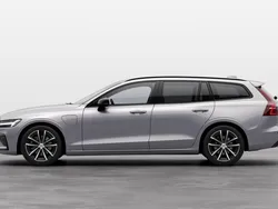 Silver Ny 2024 Volvo V60 Plus Kombi | 579 000 kr (Dyr)