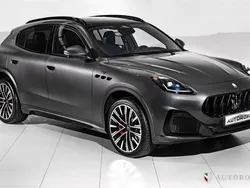 Grå Ny 2024 Maserati Grecale SUV | 1 495 000 kr