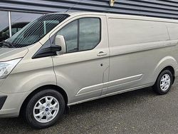 Grå Begagnad 2013 Ford Transit Custom Van | 99 000 kr (Marknadspris)