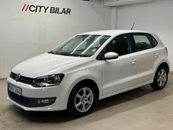Vit Begagnad 2011 VW Polo Halvkombi | 52 500 kr (Marknadspris)