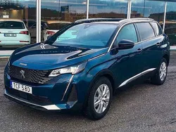 Blå (blå celebes metallic) Begagnad 2020 Peugeot 5008 GT Minibuss | 299 500 kr (Marknadspris)