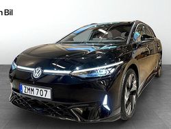 Svart (grenadilla black metallic) Begagnad 2024 VW ID.7 GTX Kombi | 599 900 kr (Marknadspris)