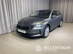 Grå Ny 2025 Skoda Octavia Selection Kombi | 370 900 kr (Marknadspris)