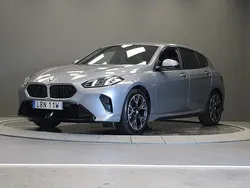 Grå Begagnad 2024 BMW 120 M Sport Halvkombi | 379 000 kr