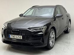 Svart Begagnad 2021 Audi e-tron Proline SUV | 299 000 kr (Marknadspris)