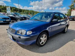 Blå Begagnad 2000 Toyota Corolla Halvkombi | 18 500 kr