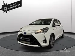 Vit Begagnad 2018 Toyota Yaris Hybrid Halvkombi | 134 500 kr (Marknadspris)