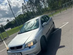 Grå Begagnad 2003 Opel Astra Halvkombi | 20 000 kr (Marknadspris)