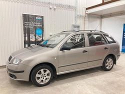 Ljusbrun (brun) Begagnad 2007 Skoda Fabia Halvkombi | 38 900 kr (Marknadspris)
