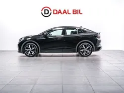 Svart Begagnad 2022 VW ID.5 GTX SUV | 329 700 kr (Bra pris)