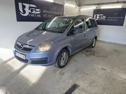 Grå Begagnad 2005 Opel Zafira Minibuss | 24 900 kr