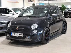 Svart Begagnad 2015 Abarth 595 Competizione Halvkombi | 134 900 kr (Marknadspris)