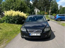 Svart Begagnad 2005 Volvo V50 Kombi | 44 900 kr (Marknadspris)