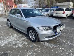 Ljusgrå Begagnad 2011 BMW 116 Comfort Edition Halvkombi | 52 900 kr (Marknadspris)