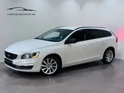 Vit Begagnad 2014 Volvo V60 Summum Kombi | 114 900 kr (Marknadspris)