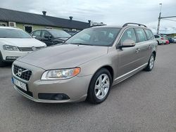 Ljusbrun (brun) Begagnad 2010 Volvo V70 Momentum Kombi | 59 900 kr (Bra pris)