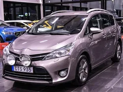 Brun Begagnad 2014 Toyota Verso Edition Minibuss | 99 900 kr (Bra pris)