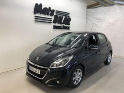 Mörkgrå (mgrå) Begagnad 2018 Peugeot 208 Halvkombi | 129 900 kr (Marknadspris)