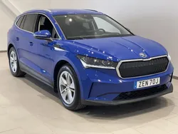 Blå (energy blue) Begagnad 2022 Skoda Enyaq iV SUV | 369 000 kr