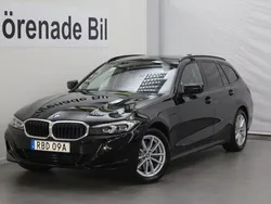 Svart Begagnad 2024 BMW 330e M Sport Kombi | 469 000 kr