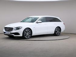 Vit Begagnad 2019 Mercedes E300 Avantgarde Kombi | 289 000 kr (Superpris)