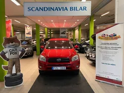 Mörkröd Begagnad 2007 Toyota RAV4 SUV | 124 900 kr