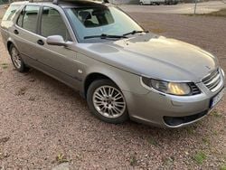 Begagnad 2006 Saab 9-5 Linear Kombi | 19 000 kr (Superpris)
