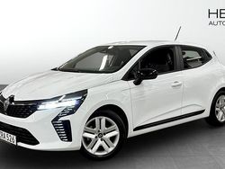 Vit (white) Begagnad 2024 Renault Clio V Evolution Halvkombi | 219 900 kr (Marknadspris)