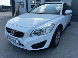 Vit Begagnad 2010 Volvo C30 Momentum Halvkombi | 69 900 kr (Lite dyr)