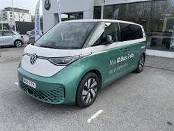 Flerfärgad Begagnad 2025 VW ID. Buzz Pro Van | 749 900 kr