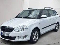 Vit Begagnad 2012 Skoda Fabia Elegance | 39 000 kr (Marknadspris)