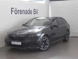 Svart Begagnad 2025 BMW 520 M Sport Kombi | 770 000 kr