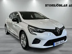 Vit Begagnad 2021 Renault Clio V Zen Halvkombi | 162 000 kr (Marknadspris)