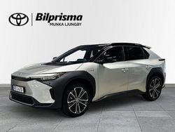 Silver Begagnad 2022 Toyota bZ4X Executive SUV | 368 900 kr (Superpris)