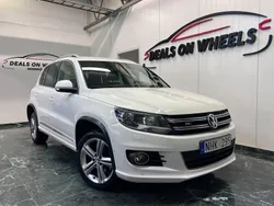 Vit Begagnad 2013 VW Tiguan R-line SUV | 124 900 kr (Marknadspris)