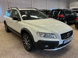 Vit Begagnad 2015 Volvo XC70 Dynamic SUV | 219 900 kr (Marknadspris)