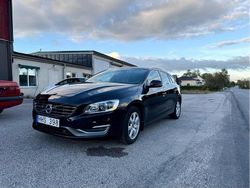 Begagnad 2014 Volvo V60 Summum Kombi | 109 000 kr