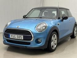Blå Begagnad 2018 Mini Cooper Pepper Halvkombi | 129 900 kr (Superpris)