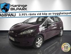 Röd Begagnad 2009 Ford Fiesta Halvkombi | 39 900 kr (Marknadspris)