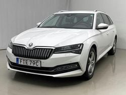 Vit Begagnad 2021 Skoda Superb Business Line Kombi | 218 400 kr (Bra pris)