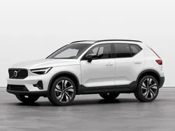 Vit Ny 2024 Volvo XC40 Ultra SUV | 529 800 kr