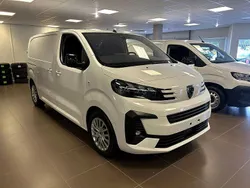 Vit (vit kaolin) Ny 2024 Peugeot e-Expert Van | 647 375 kr (Lite dyr)
