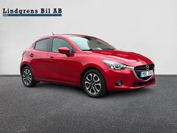 Röd metallic Begagnad 2015 Mazda 2 Optimum Halvkombi | 129 900 kr (Marknadspris)