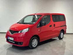 Röd Begagnad 2011 Nissan NV200 Van | 69 900 kr (Dyr)