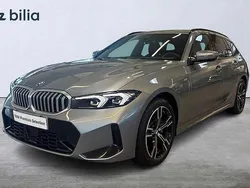 Grå Begagnad 2024 BMW 330e M Sport Kombi | 514 900 kr (Marknadspris)